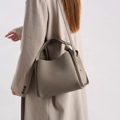 Bucket bag