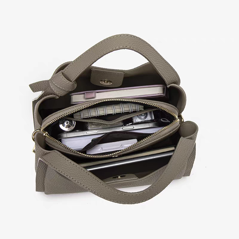 Bucket bag