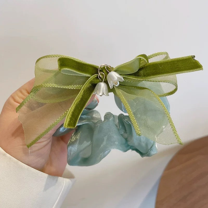 Bun hair accessory