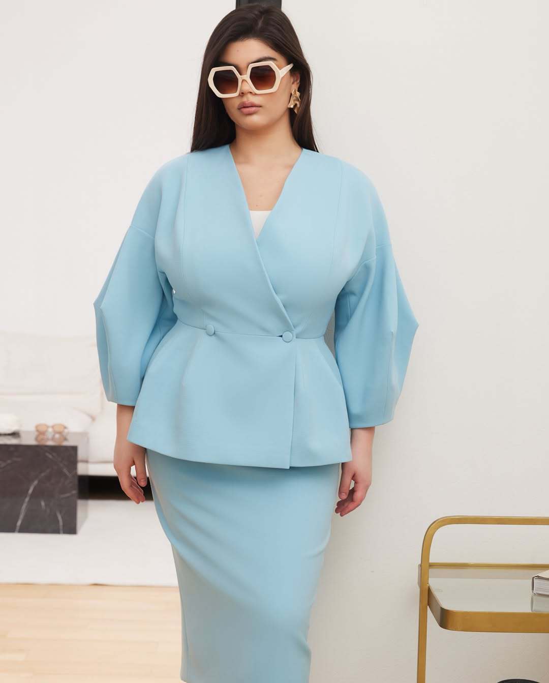 Button Detail Bubble Sleeve Dress Suit