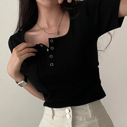 Button-down knitted short-sleeved shirt