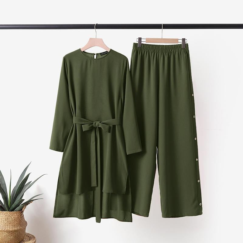 Button pocket suit