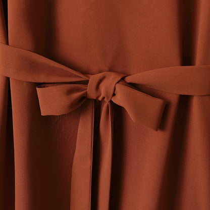 Button pocket suit