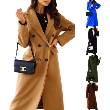 Buttoned woolen coat