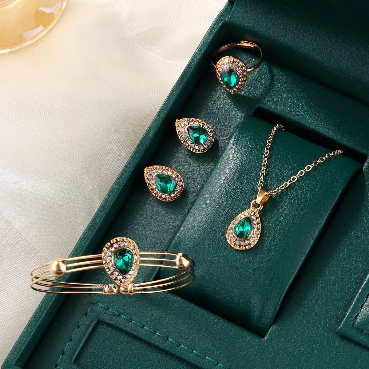 Women’s Gem Jewelry Set – Necklace, Earrings, Ring & Bracelet