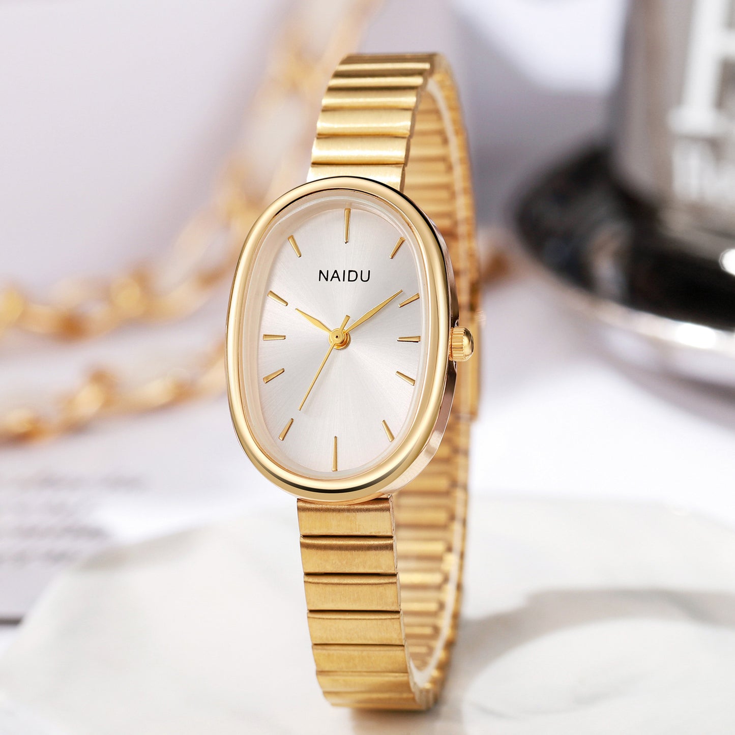 Girls Watch with Bamboo-Link Strap – Classic Oval Small Dial