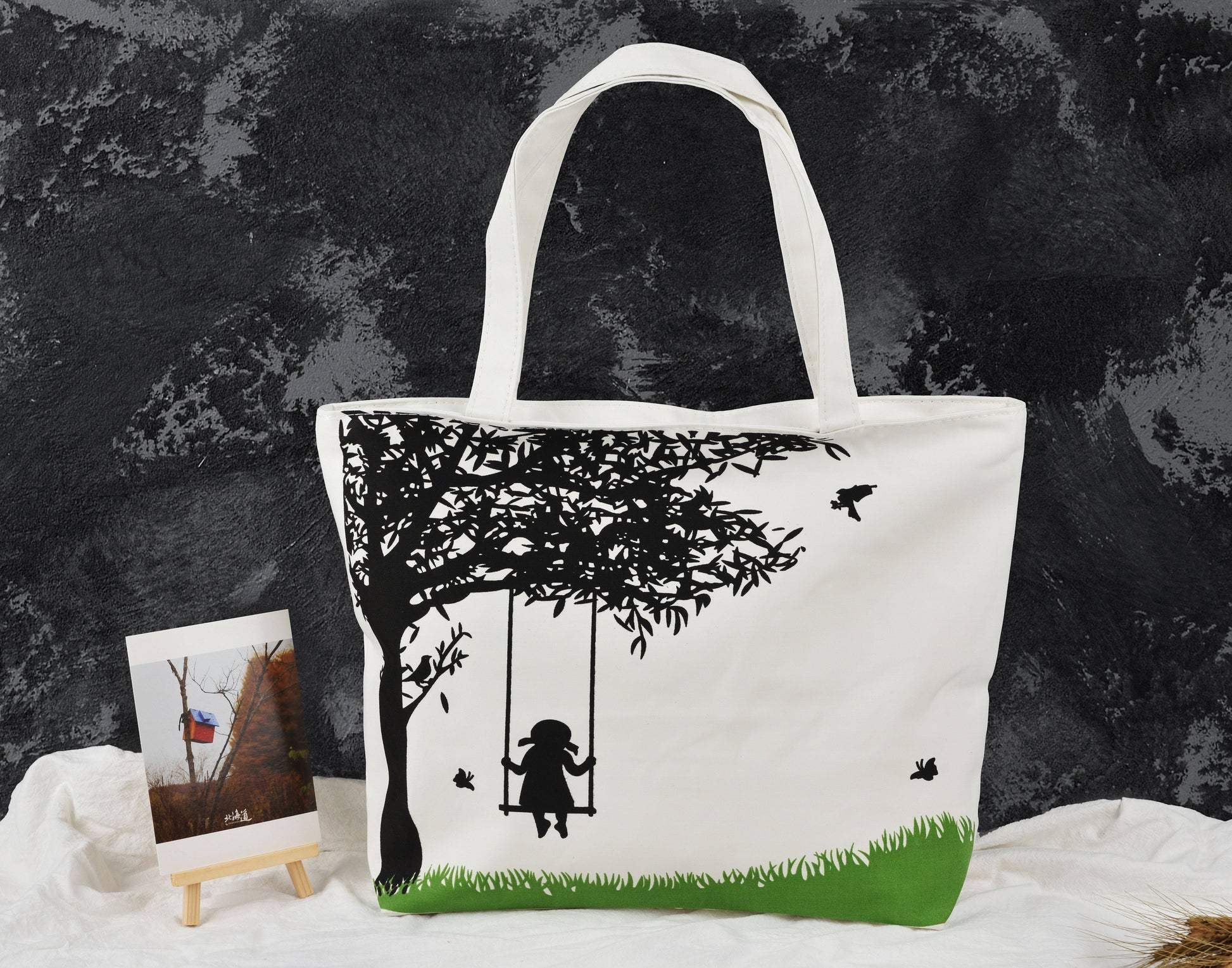 Canvas tote bag
