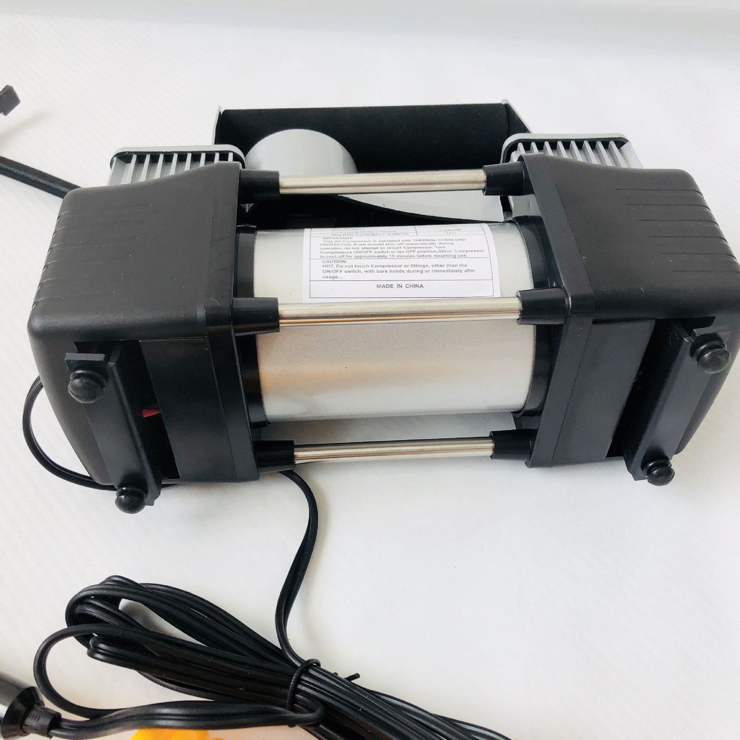 Car air pump double cylinder