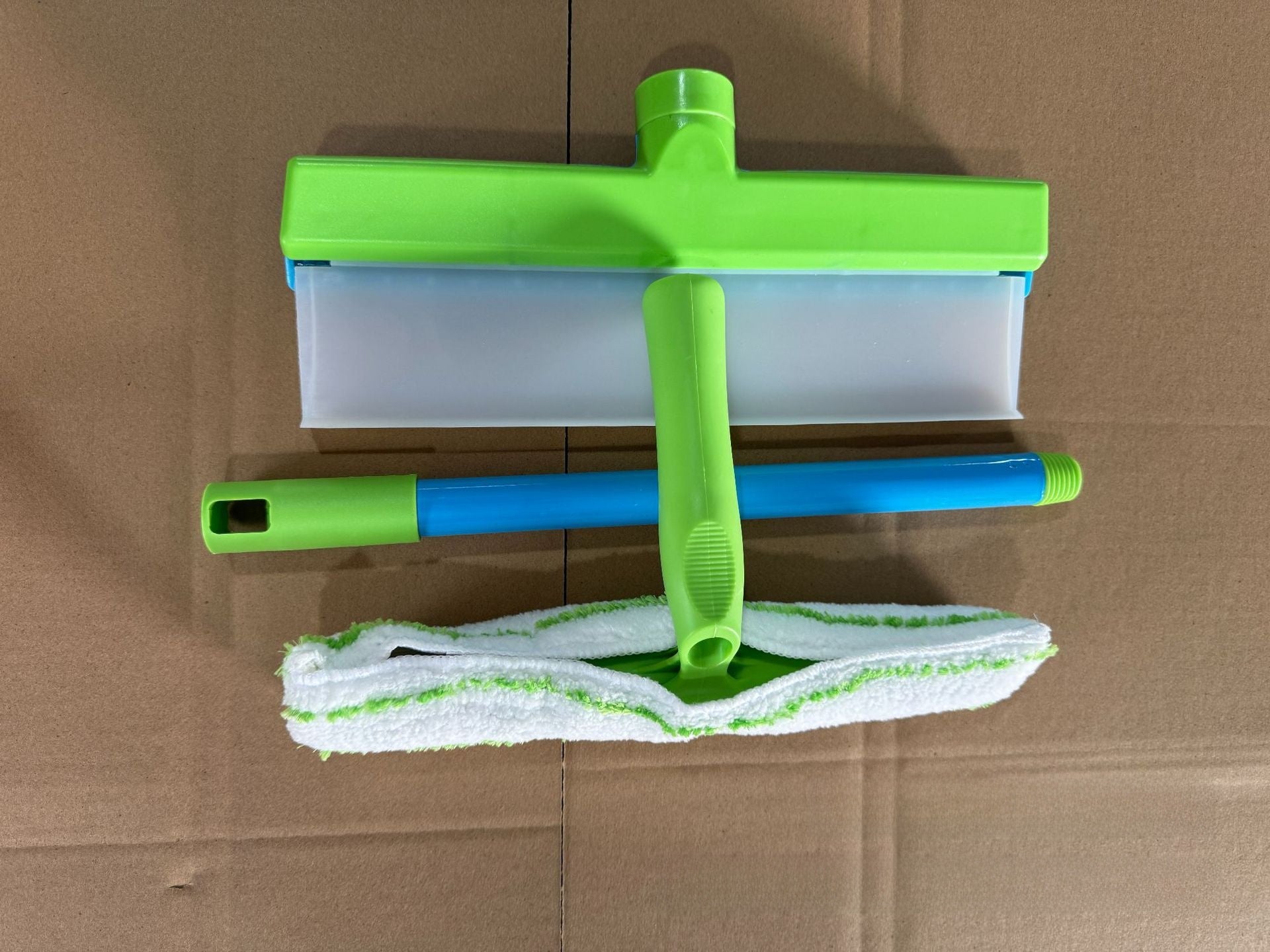 car cleaning brush