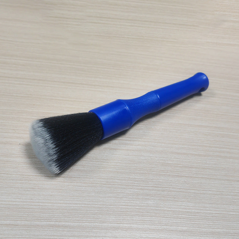 Car dust brush