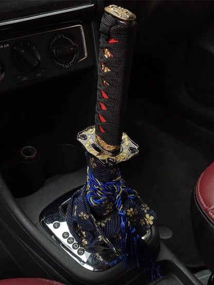 Car modified samurai gear head
