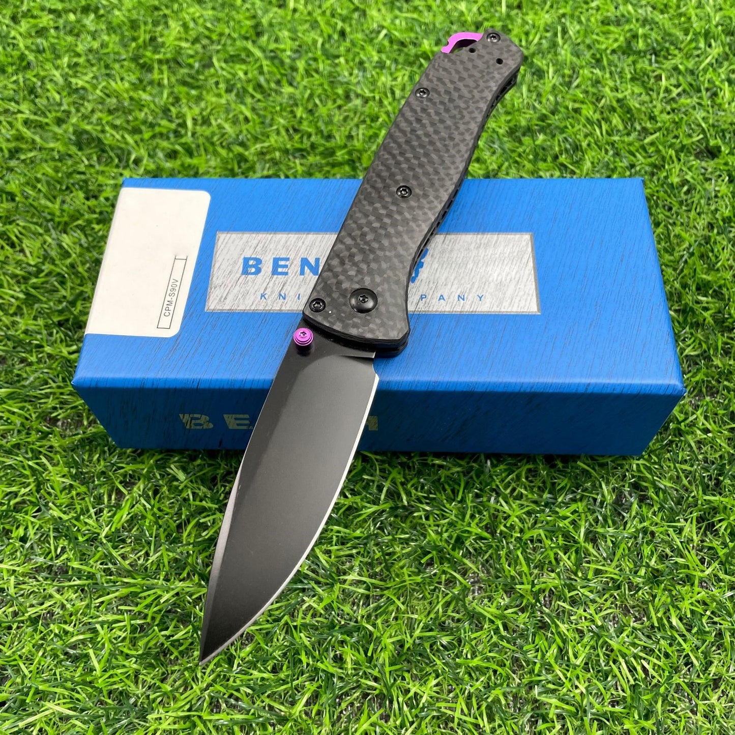 Carbon fiber handle folding knife