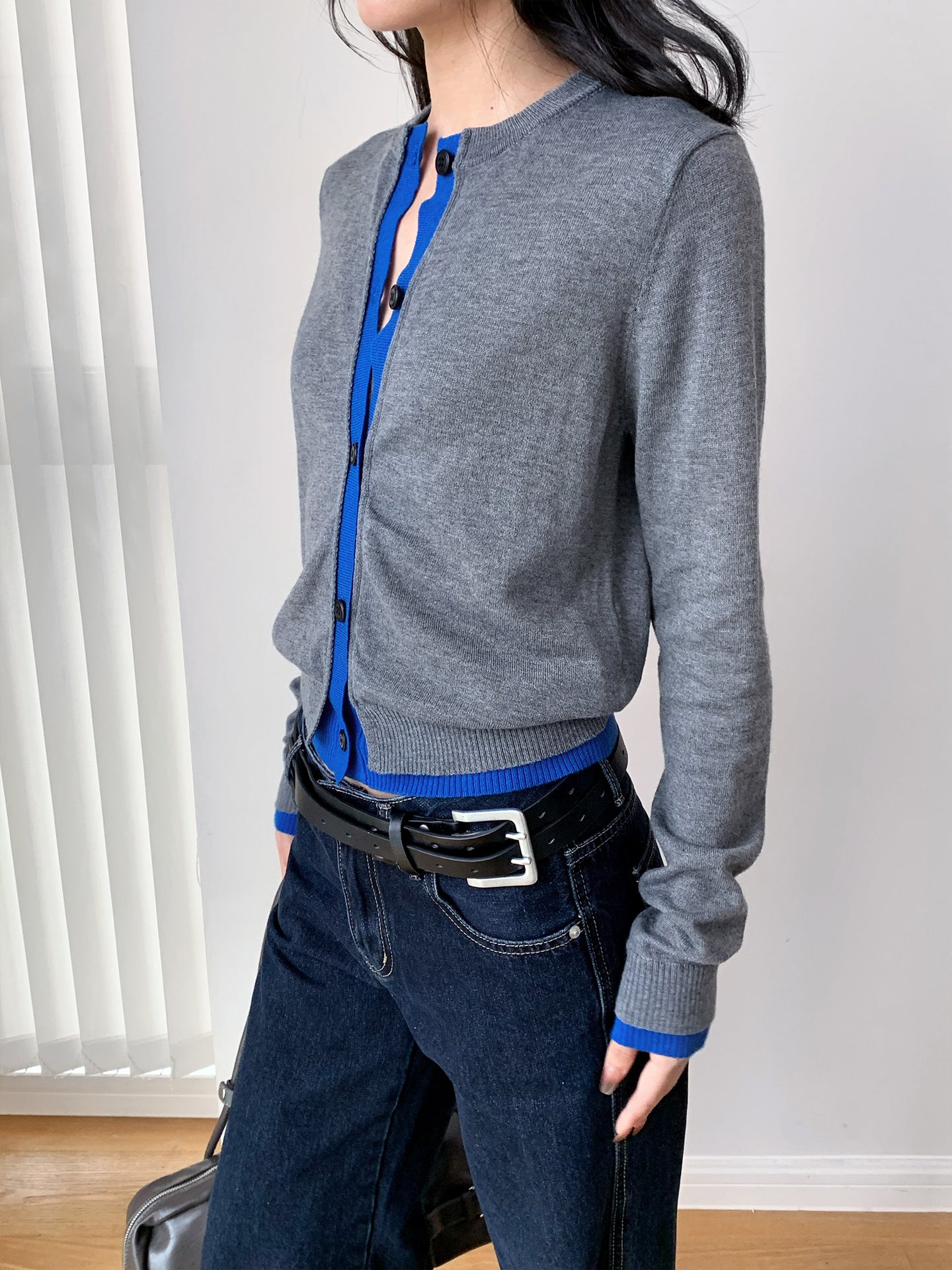 Cardigan Crewneck Top