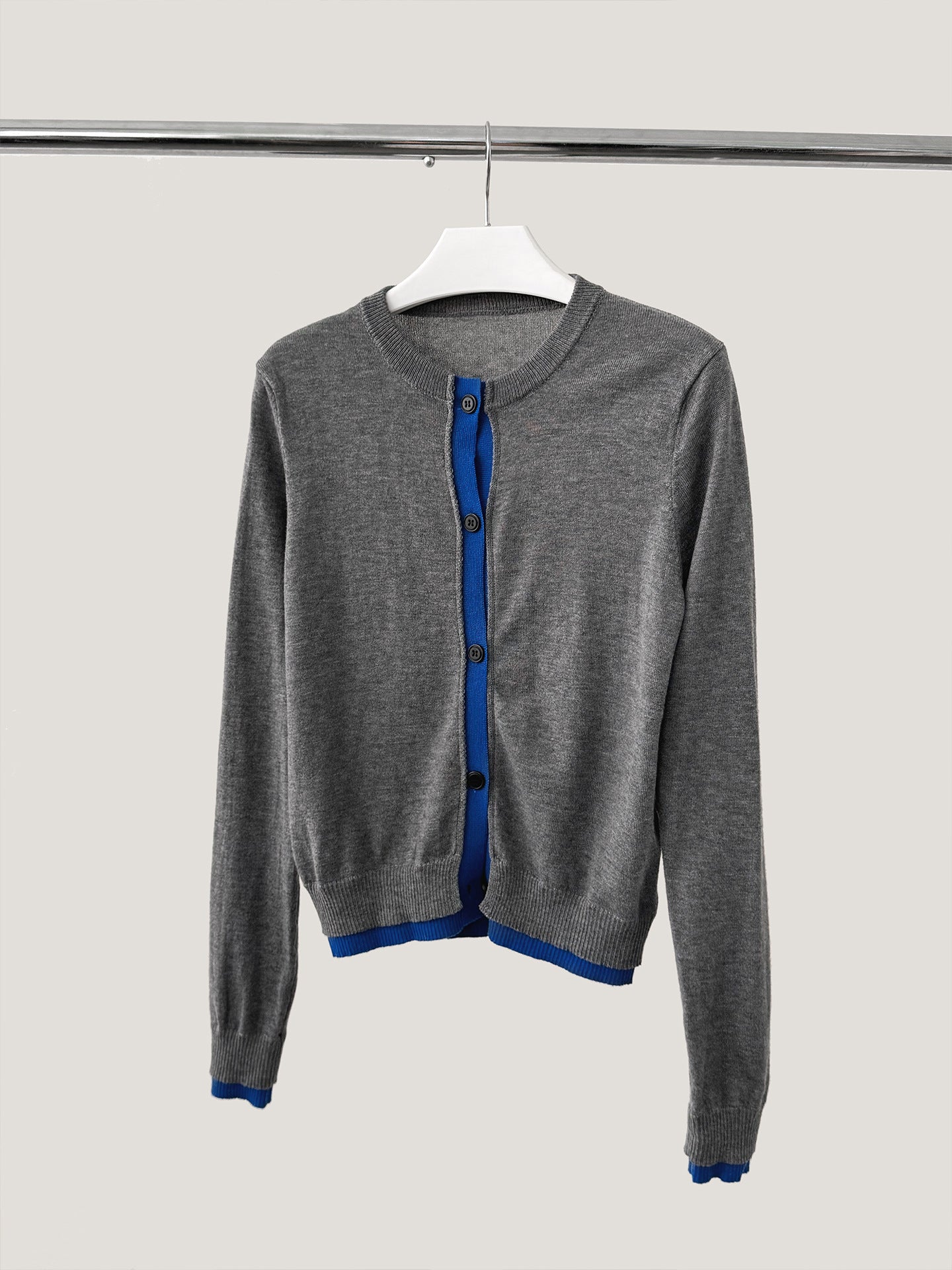 Cardigan Crewneck Top