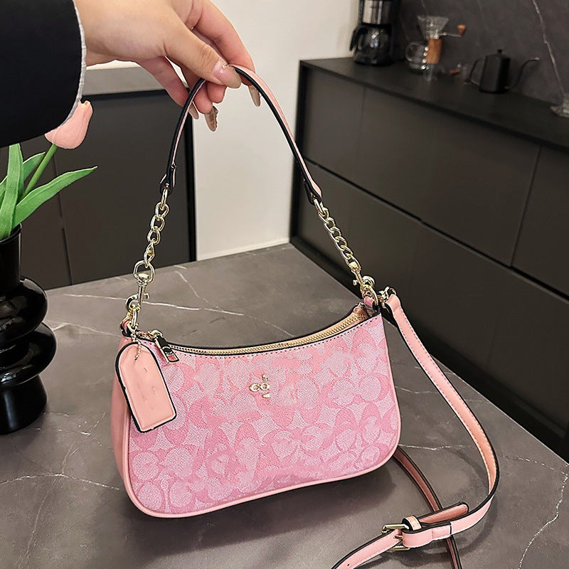 Carry the underarm bag