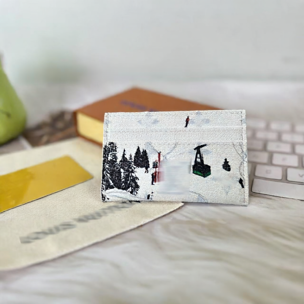 Cartoon card holder, light luxury style