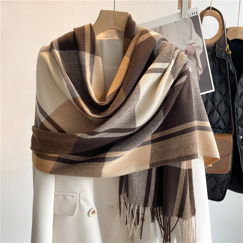 Cashmere tartan scarf with long tassel