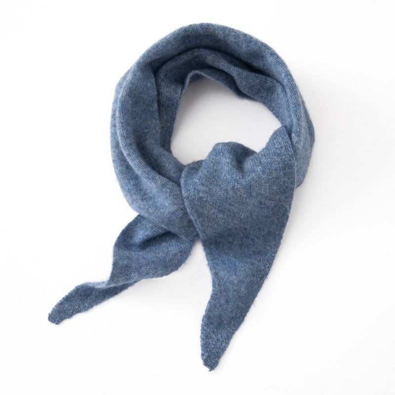 Cashmere triangular scarf