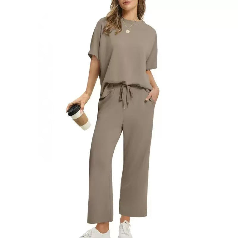 Casual and Commuting Outfit Set for Women – Short-Sleeve Ensemble