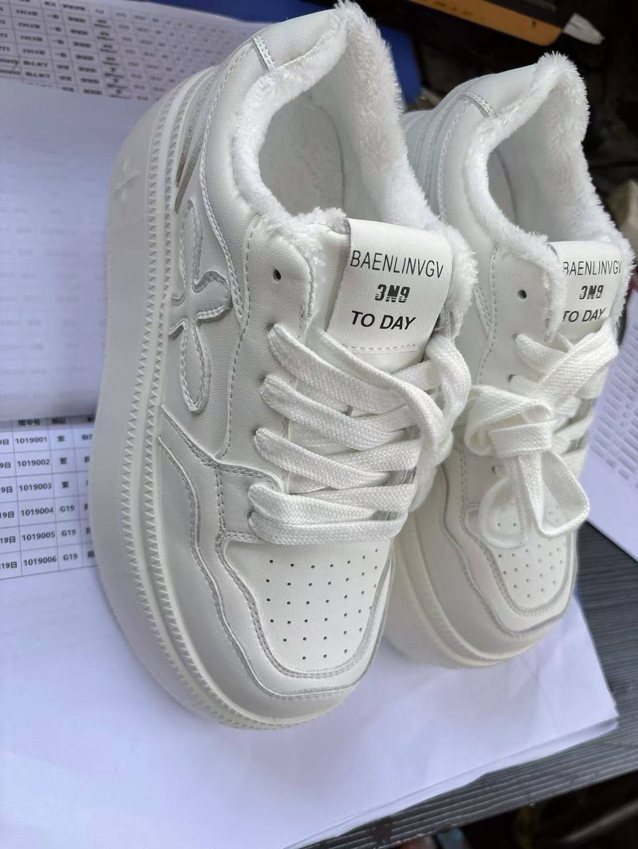 Casual board shoes
