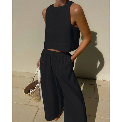 Casual loose solid color sleeveless shirt and trousers