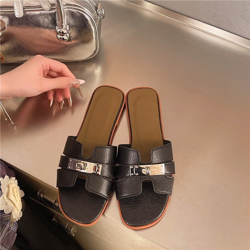 Casual metal-buckle slippers