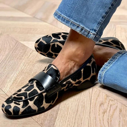 Casual round-toe shoes
