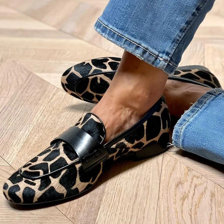 Casual round-toe shoes