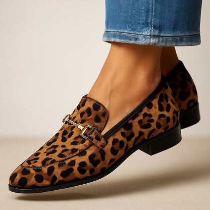 Casual shallow-toe leopard-print flats