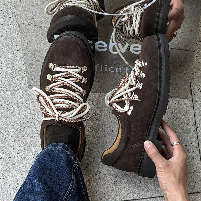 Casual shoes