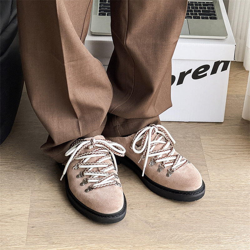 Casual shoes
