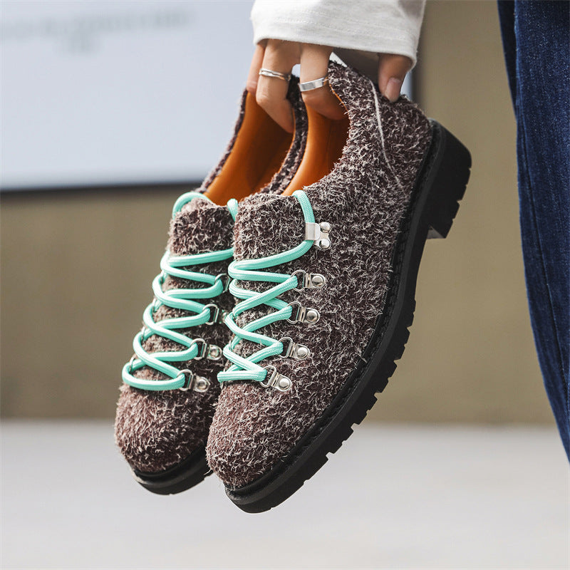 Casual shoes