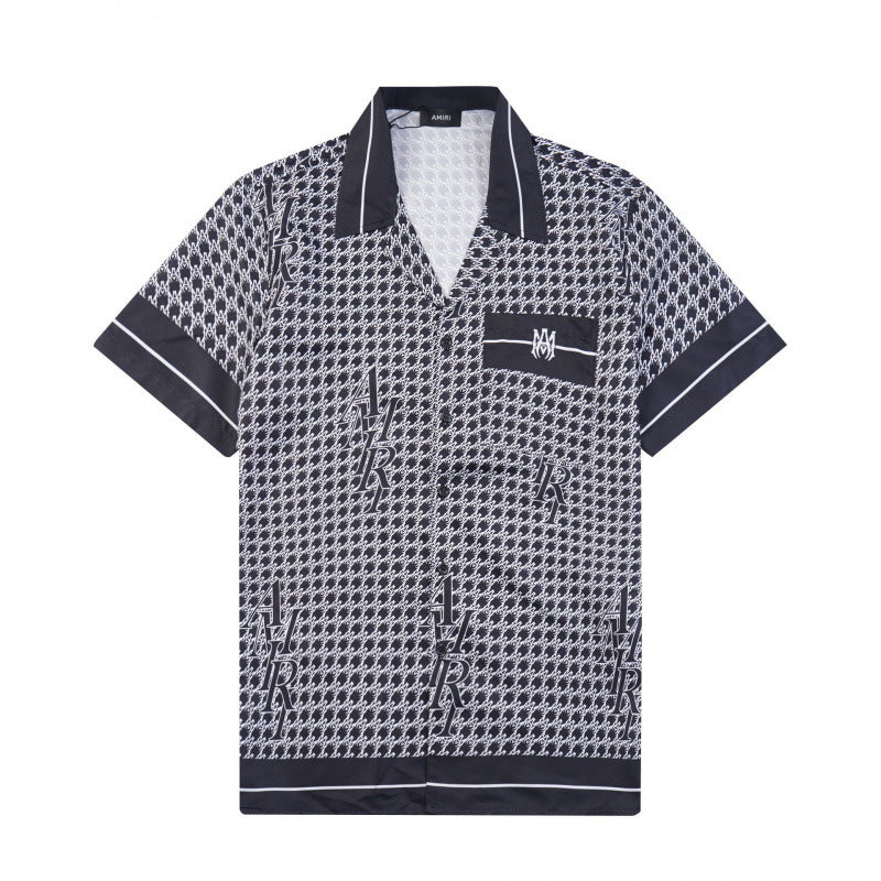 Casual short-sleeved shirt