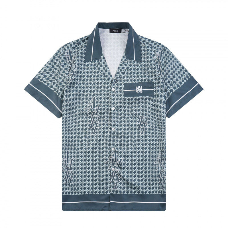 Casual short-sleeved shirt