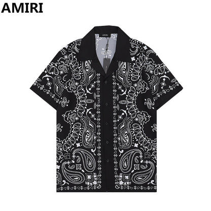 Casual short-sleeved shirt