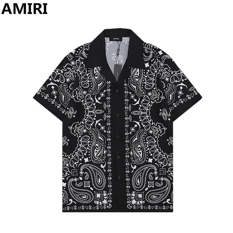 Casual short-sleeved shirt