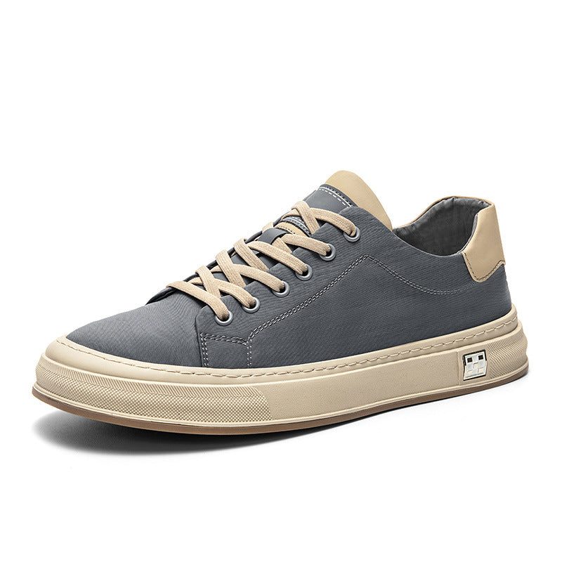Casual sneakers