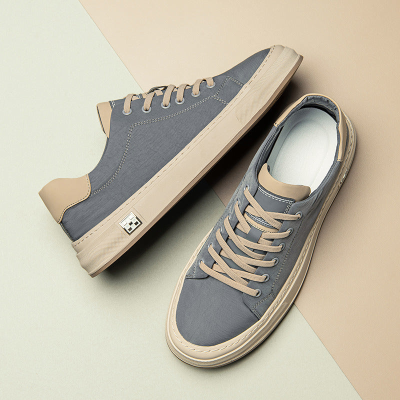 Casual sneakers