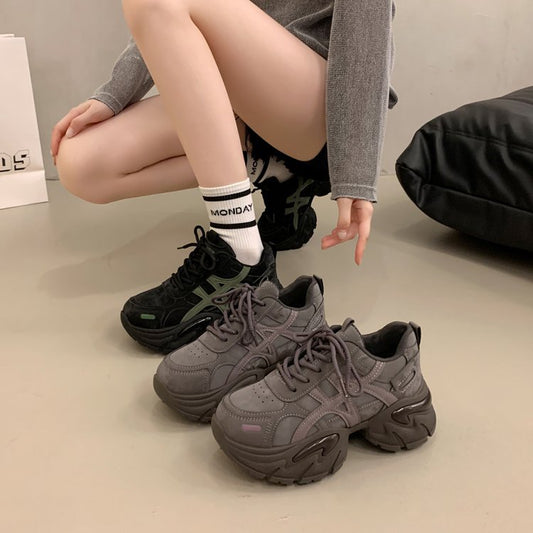 Casual Sneakers