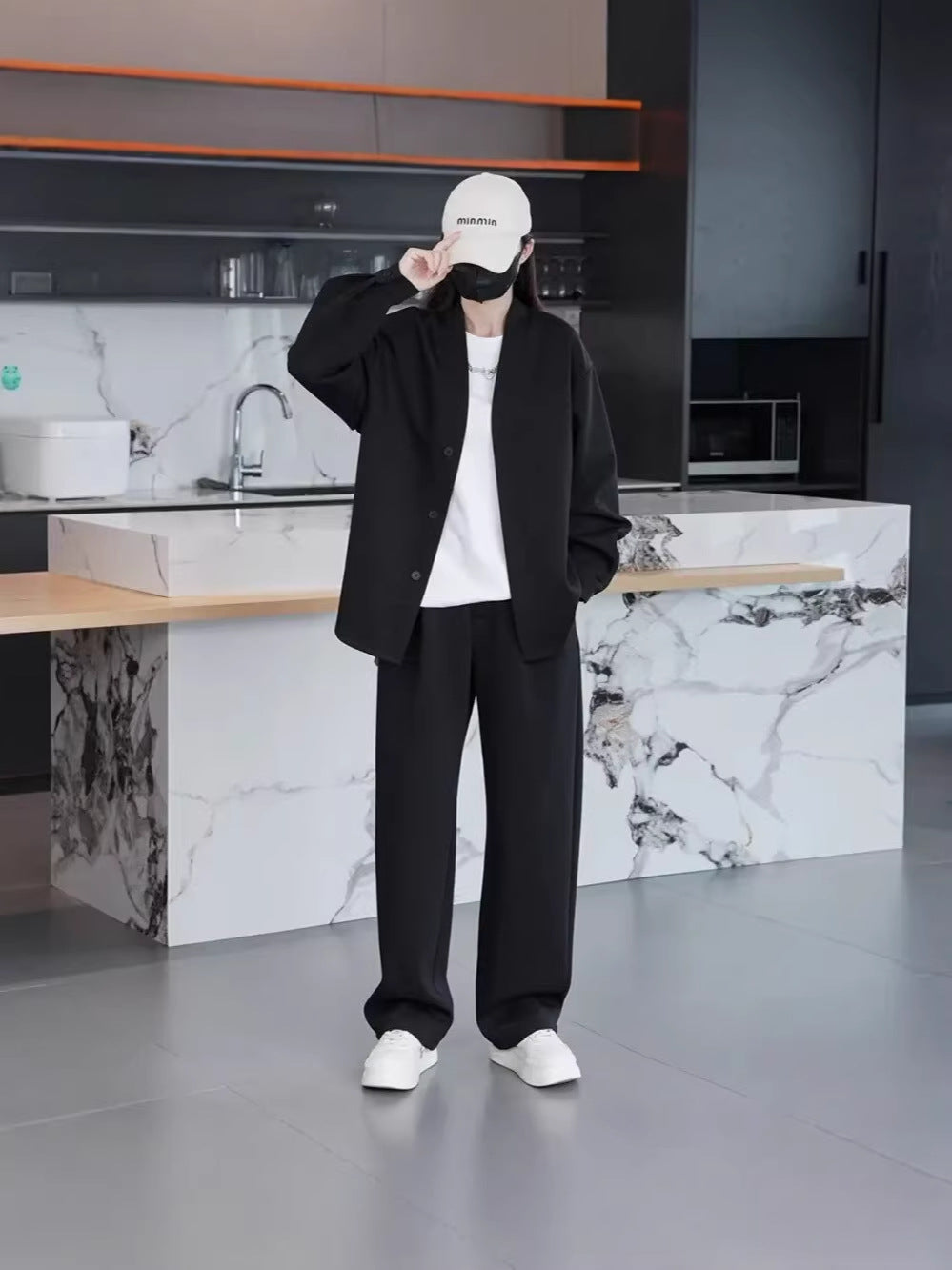 Casual sportswear for men and women