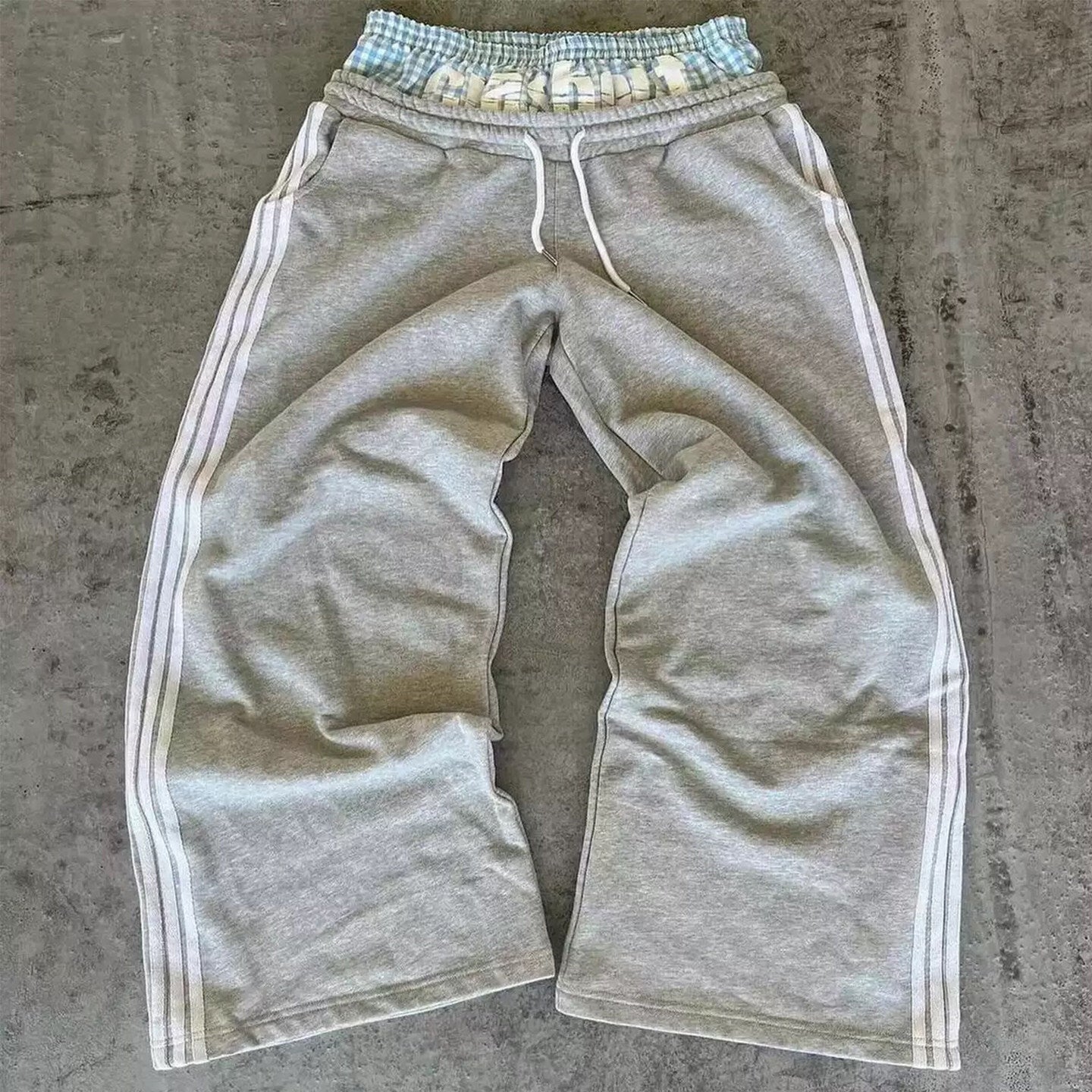 casual straight-leg trousers