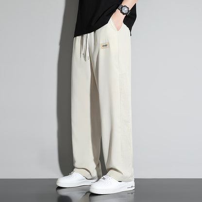 Casual trousers with zip pockets