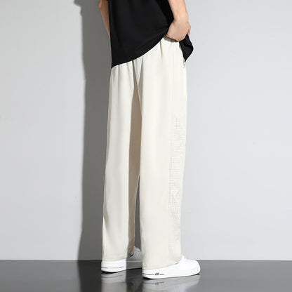 Casual trousers with zip pockets