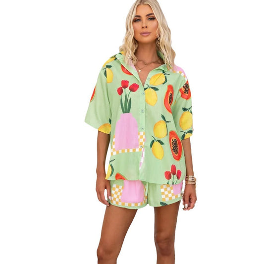 Casual women's clothing