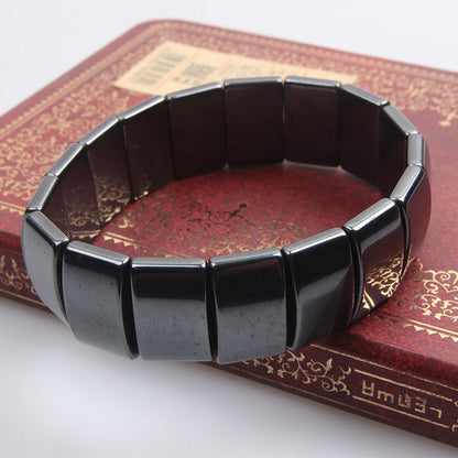 Cat-eye magnet bracelet