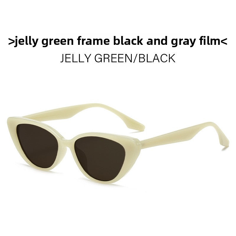 Cat-eye sunglasses in dark brown color for women