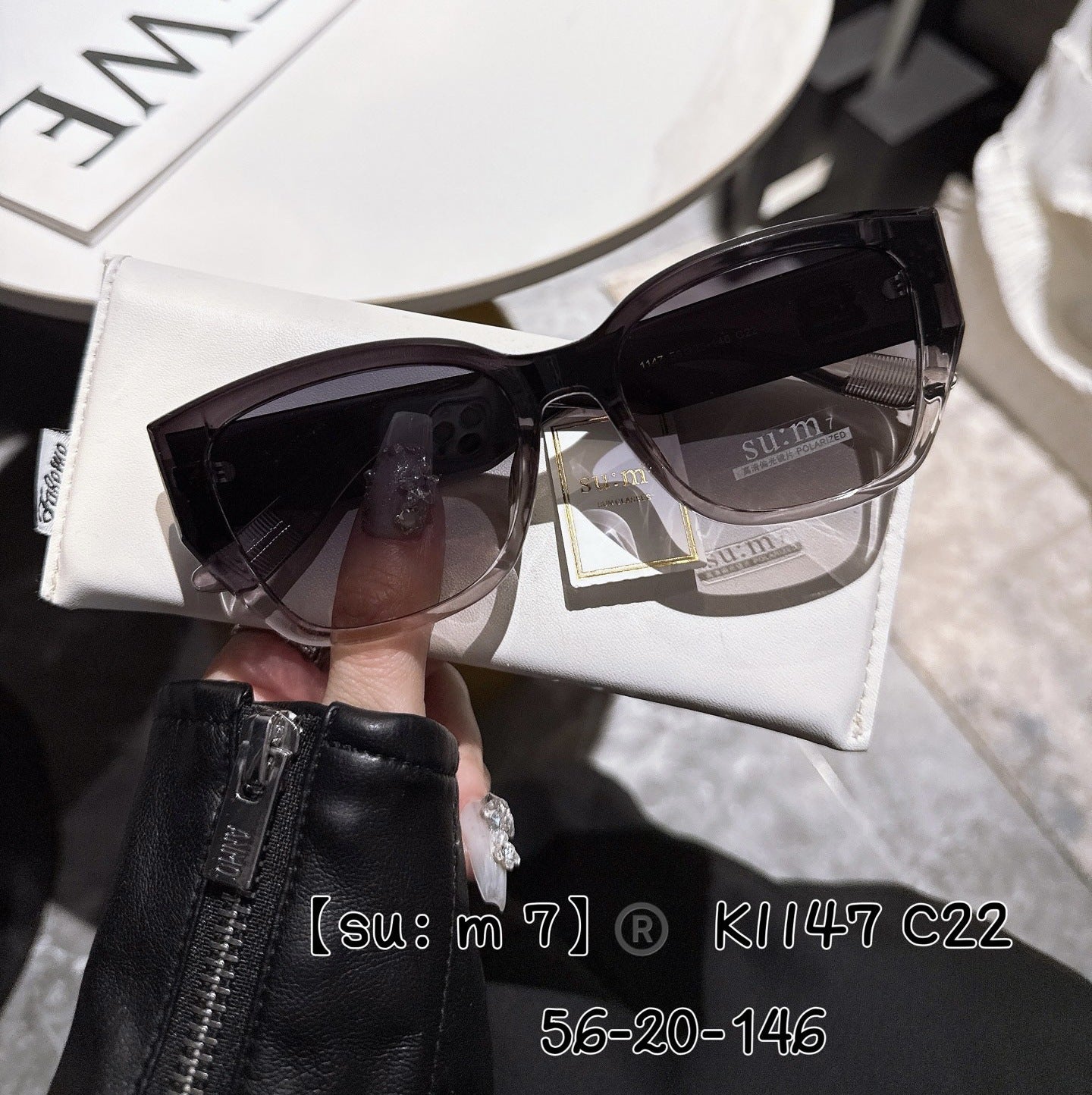 Cat-eye trendy sunglasses