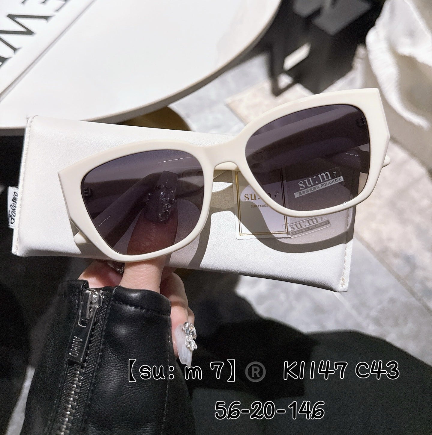 Cat-eye trendy sunglasses