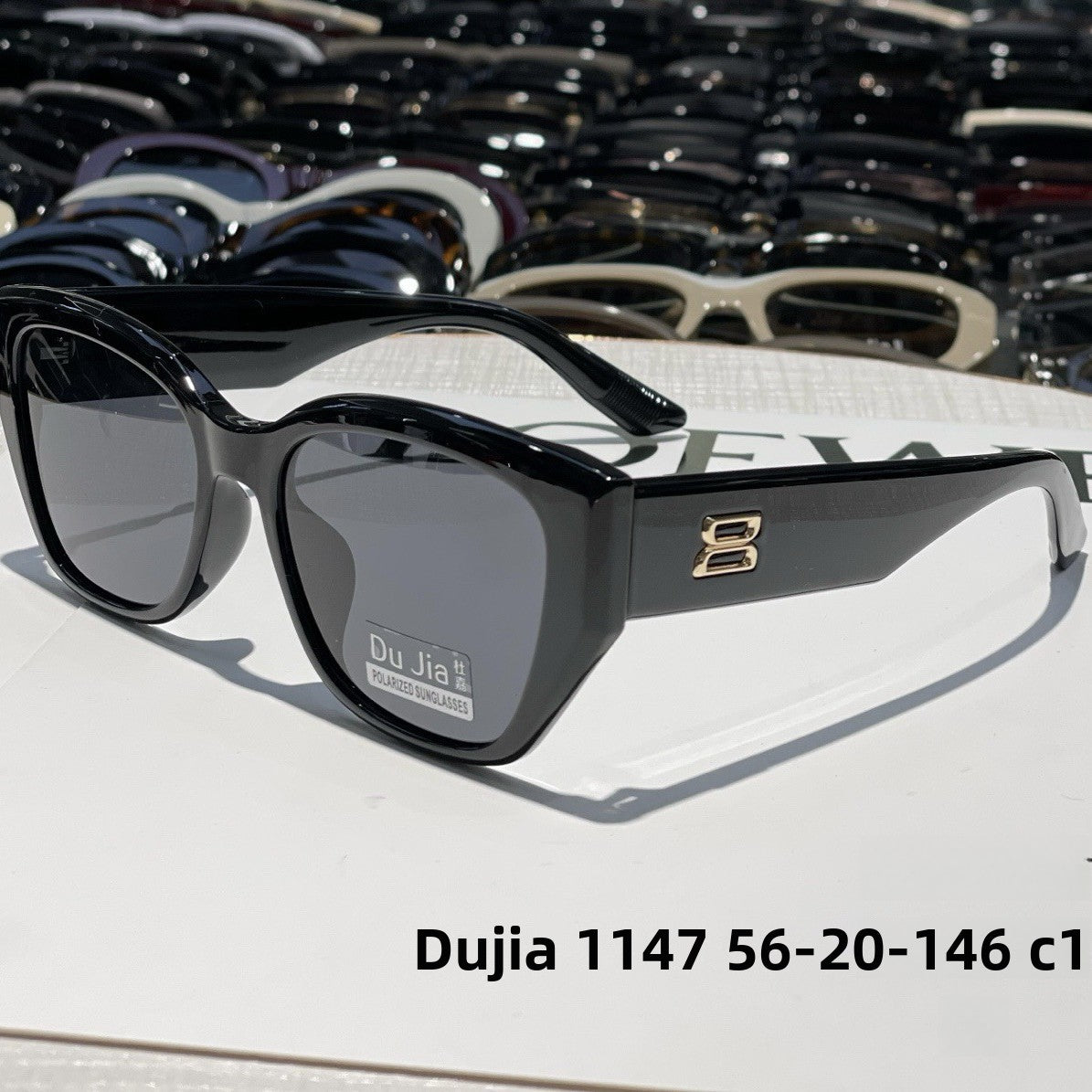 Cat-eye trendy sunglasses