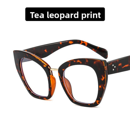 Cat's Eye Glasses